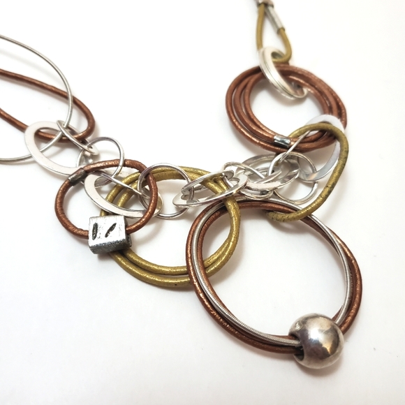 Anat Perez handcrafted necklace - Picture 3 of 5